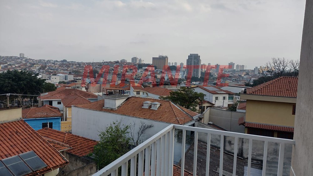 Sobrado de 200m² com 3 quartos em Vila Nivi