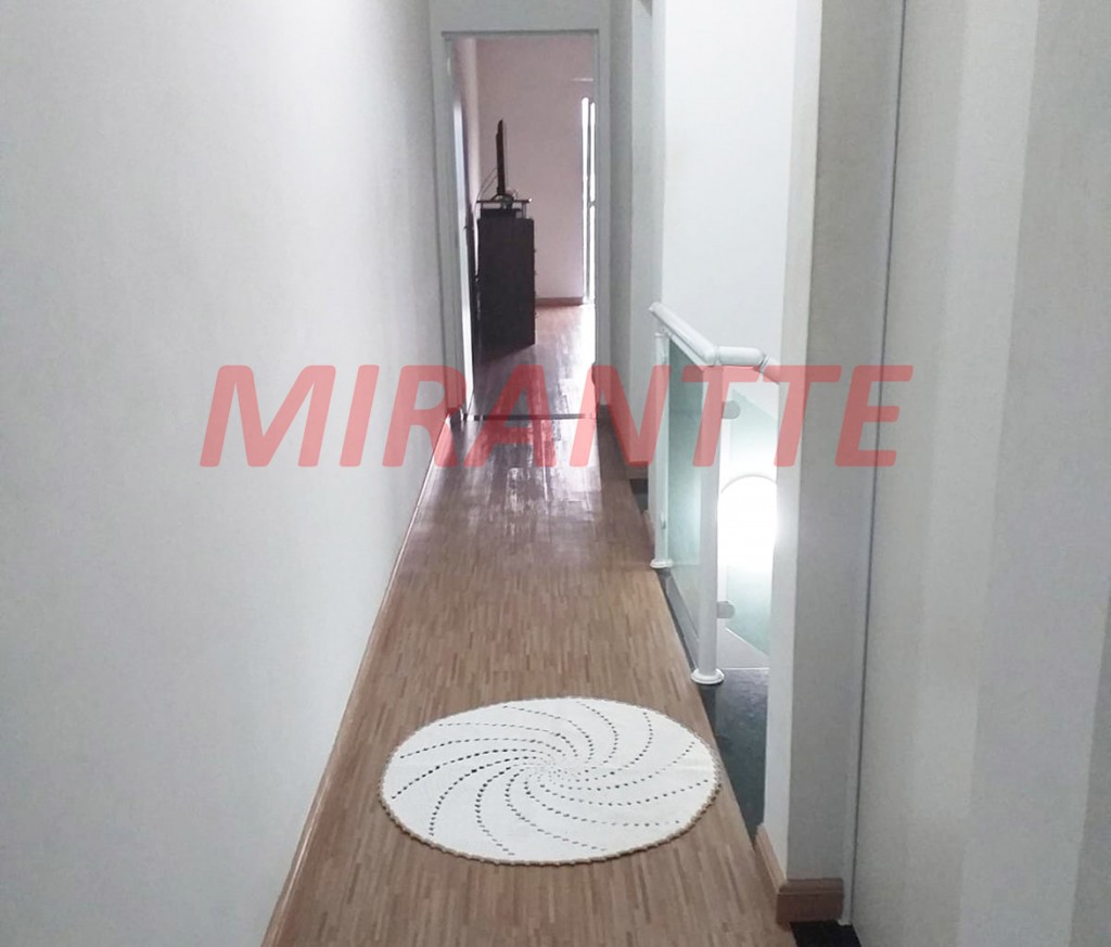 Sobrado de 290m² com 3 quartos em Jardim City