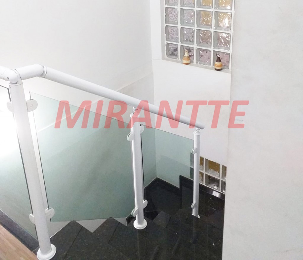 Sobrado de 290m² com 3 quartos em Jardim City