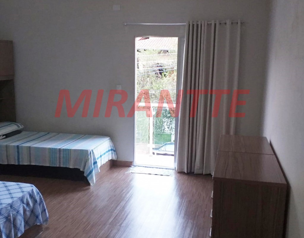 Sobrado de 290m² com 3 quartos em Jardim City