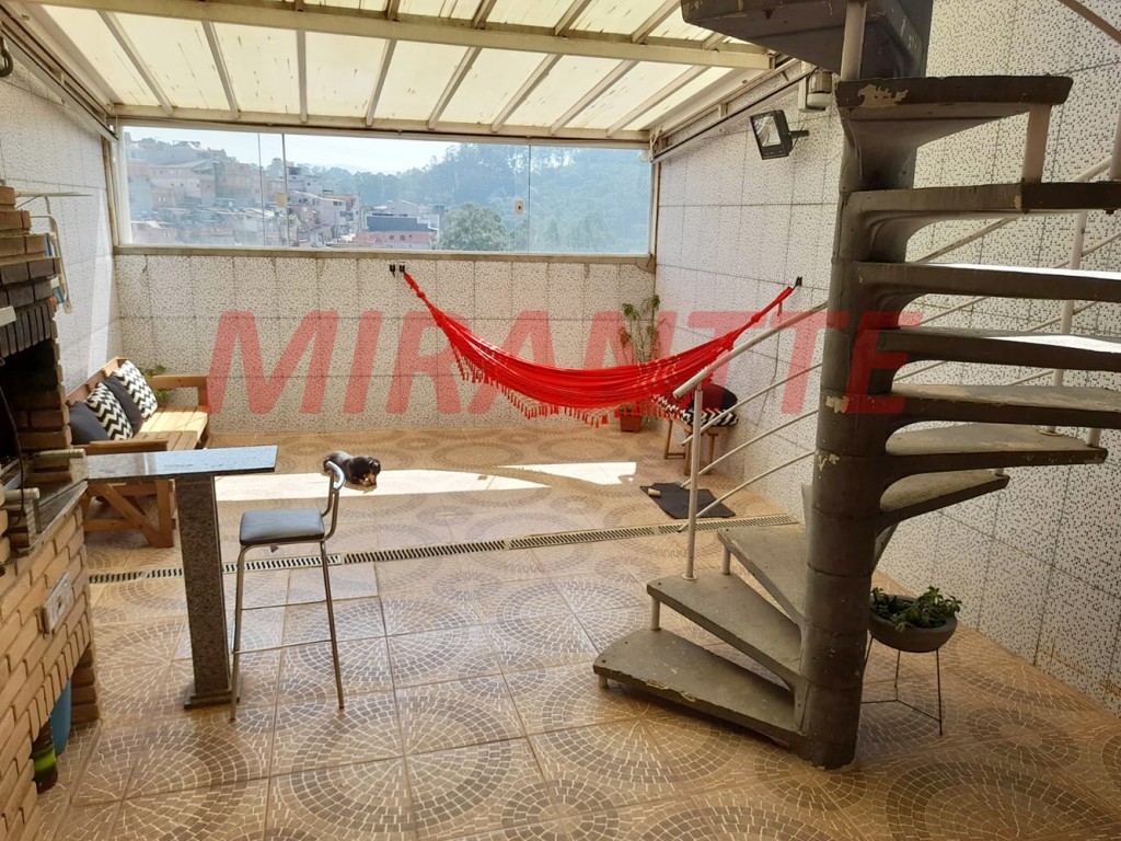 Sobrado de 290m² com 3 quartos em Jardim City