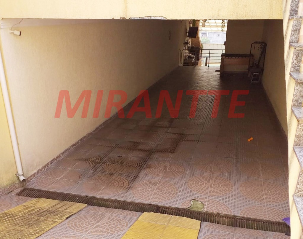 Sobrado de 290m² com 3 quartos em Jardim City
