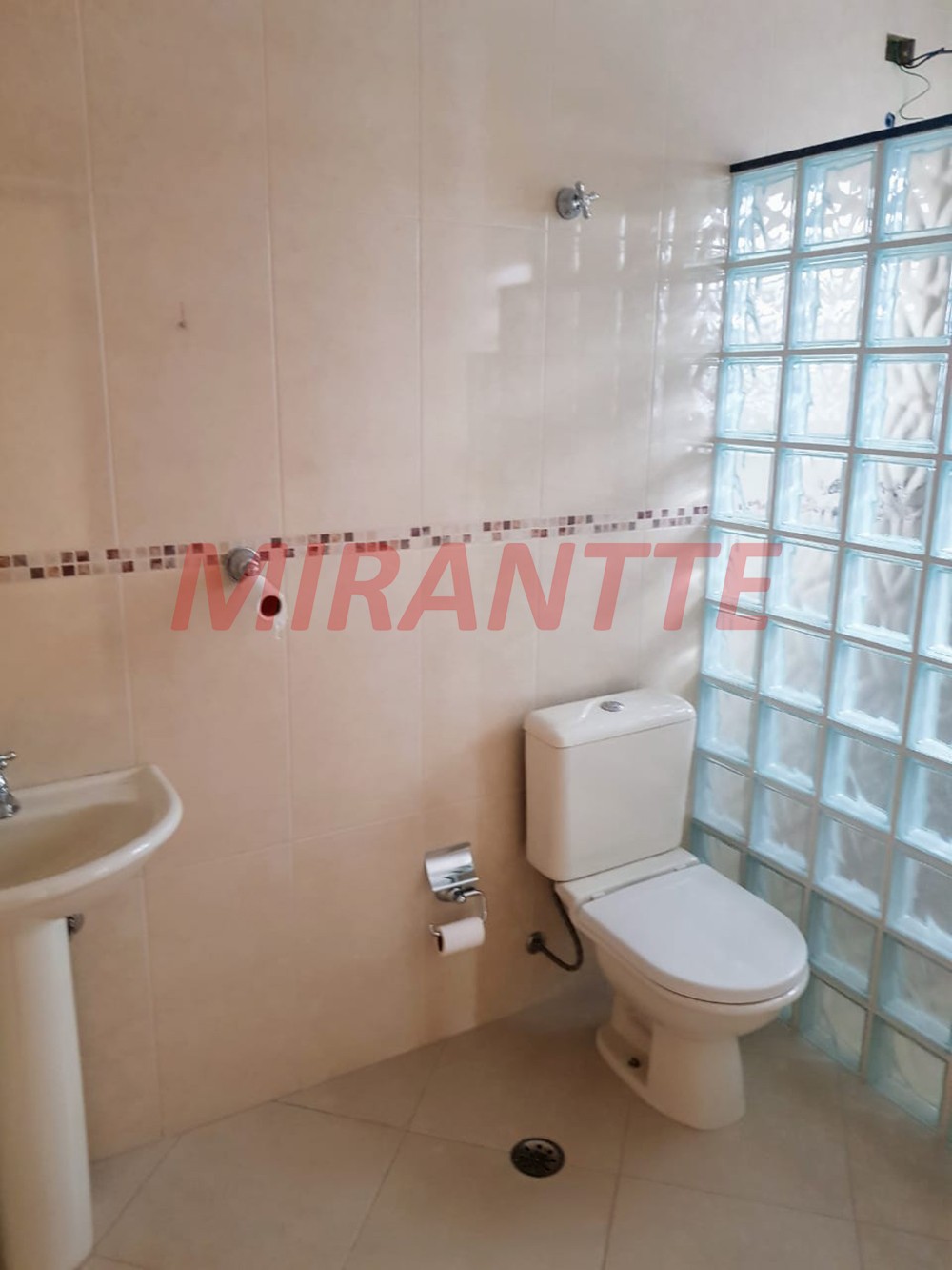 Sobrado de 270m² com 3 quartos em Mandaqui