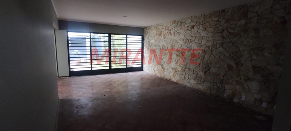 Sobrado de 227m² com 3 quartos em Jardim Laranjeiras