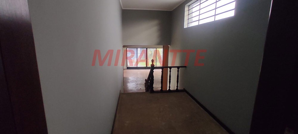 Sobrado de 227m² com 3 quartos em Jardim Laranjeiras