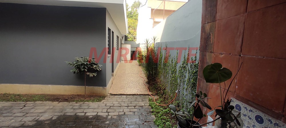 Sobrado de 227m² com 3 quartos em Jardim Laranjeiras