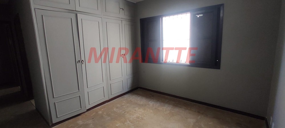 Sobrado de 227m² com 3 quartos em Jardim Laranjeiras