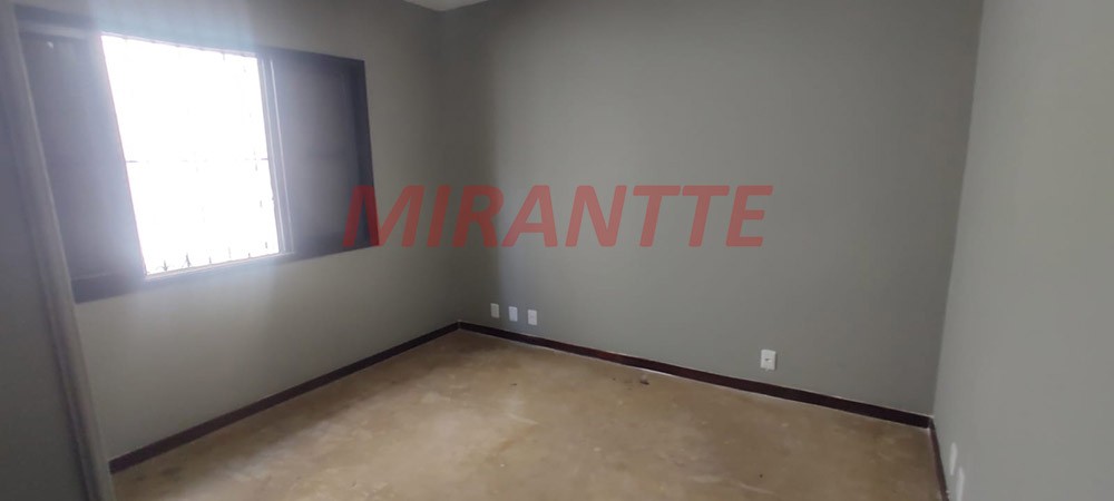 Sobrado de 227m² com 3 quartos em Jardim Laranjeiras