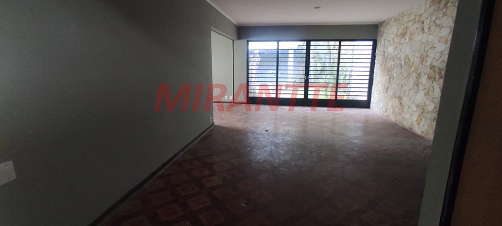 Sobrado de 227m² com 3 quartos em Jardim Laranjeiras