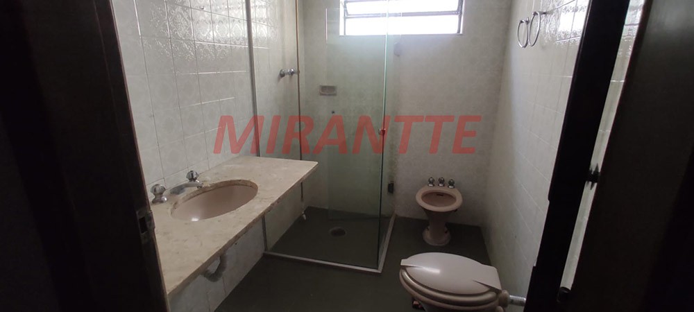 Sobrado de 227m² com 3 quartos em Jardim Laranjeiras