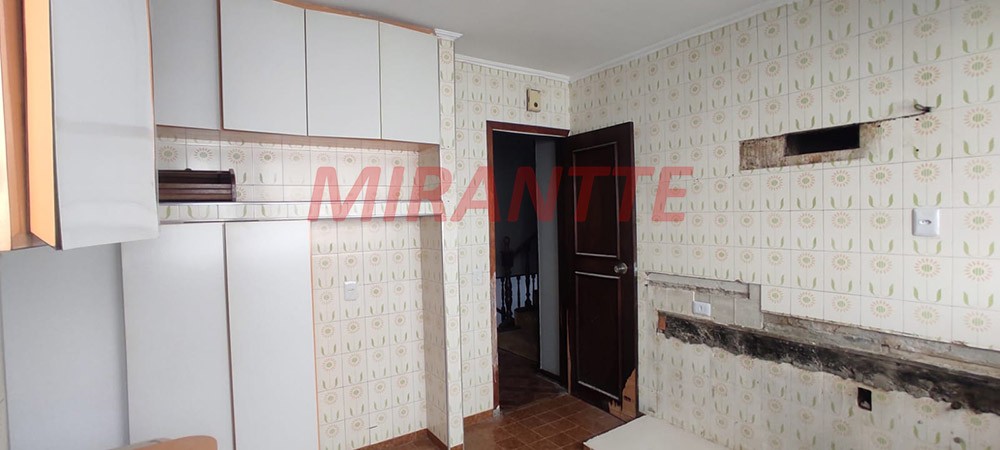 Sobrado de 227m² com 3 quartos em Jardim Laranjeiras