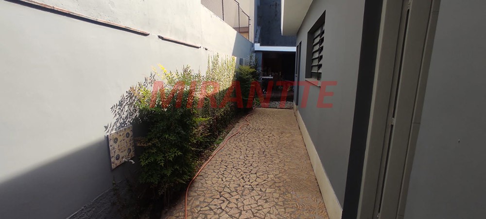 Sobrado de 227m² com 3 quartos em Jardim Laranjeiras