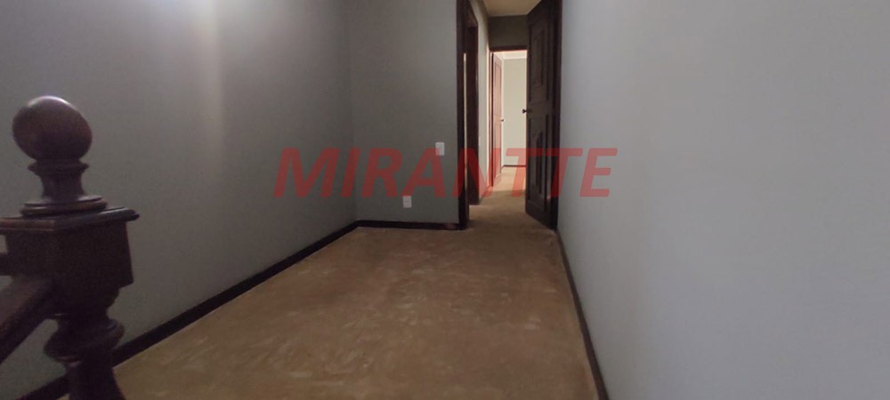 Sobrado de 227m² com 3 quartos em Jardim Laranjeiras