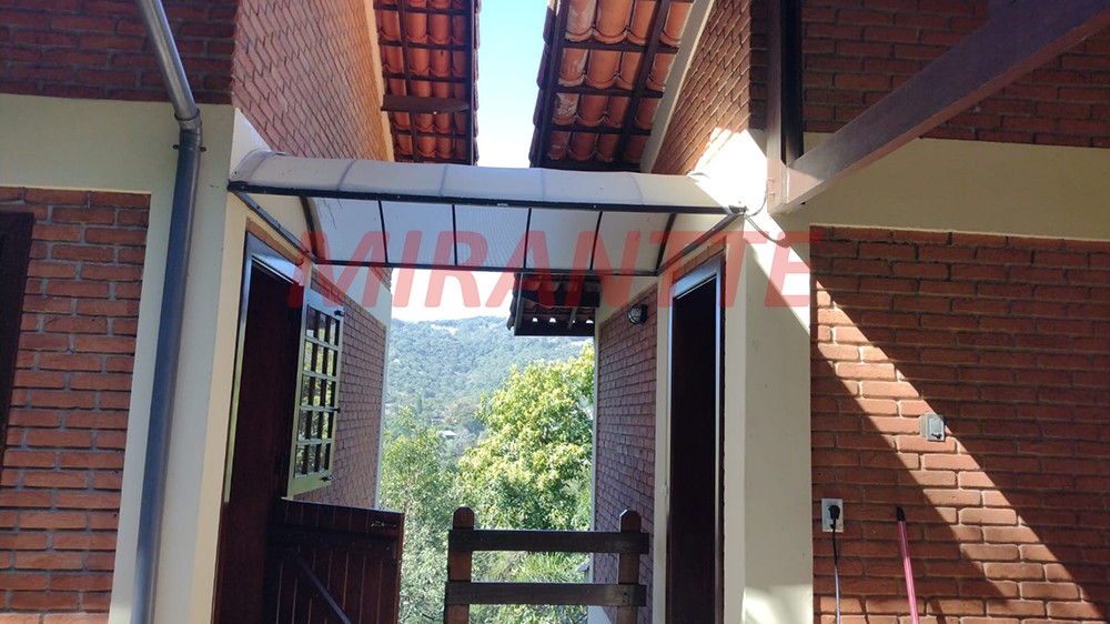 Casa terrea de 200m² com 3 quartos em Serra da Cantareira