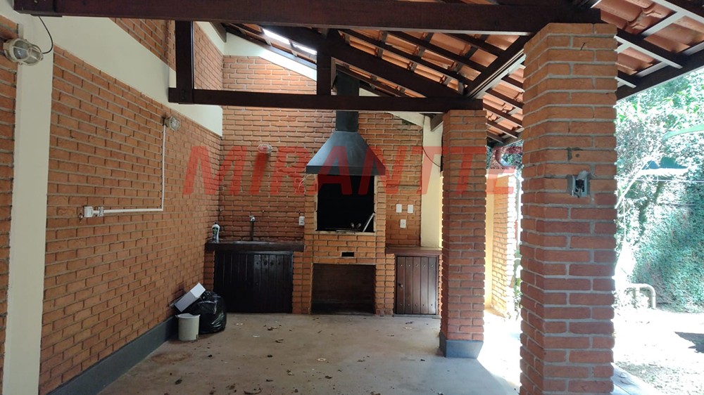 Casa terrea de 200m² com 3 quartos em Serra da Cantareira
