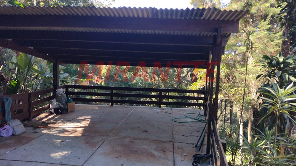 Casa terrea de 200m² com 3 quartos em Serra da Cantareira