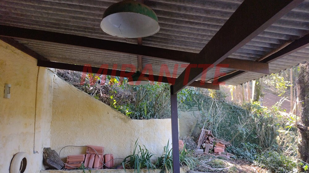 Casa terrea de 200m² com 3 quartos em Serra da Cantareira