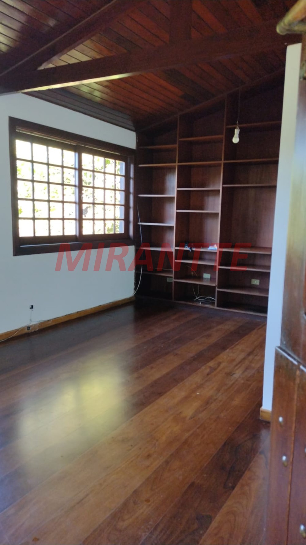 Casa terrea de 200m² com 3 quartos em Serra da Cantareira