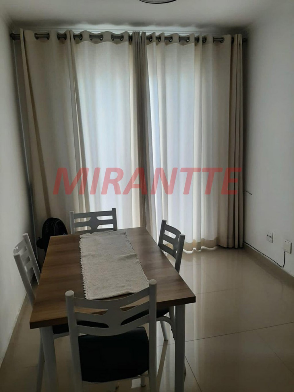 Apartamento de 52m² com 2 quartos em Vila Guilhermina