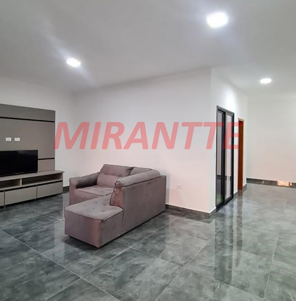 Casa terrea de 180m² com 4 quartos em Terras de Santa Cristina