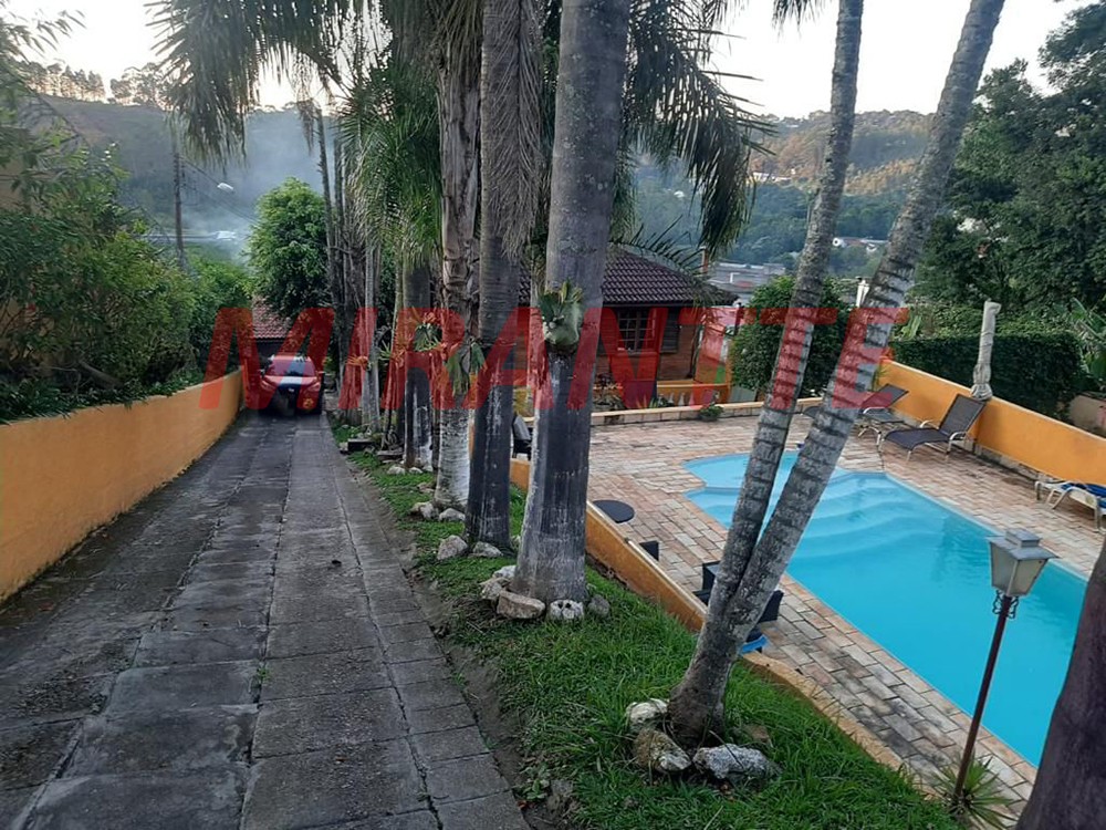 ChÁcara de 350m² com 4 quartos em Terra Preta