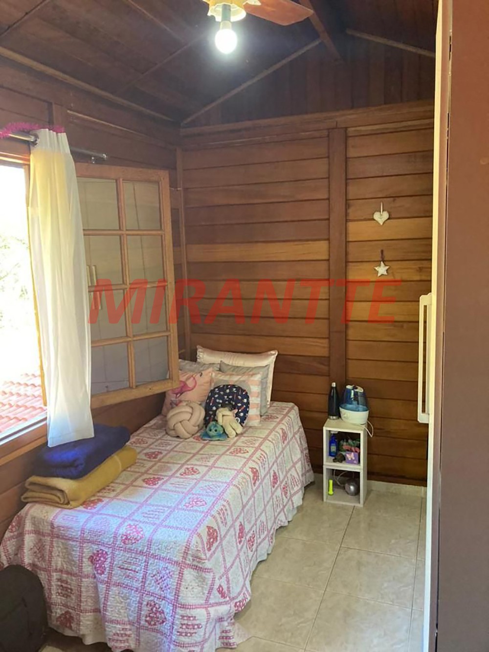 ChÁcara de 350m² com 4 quartos em Terra Preta