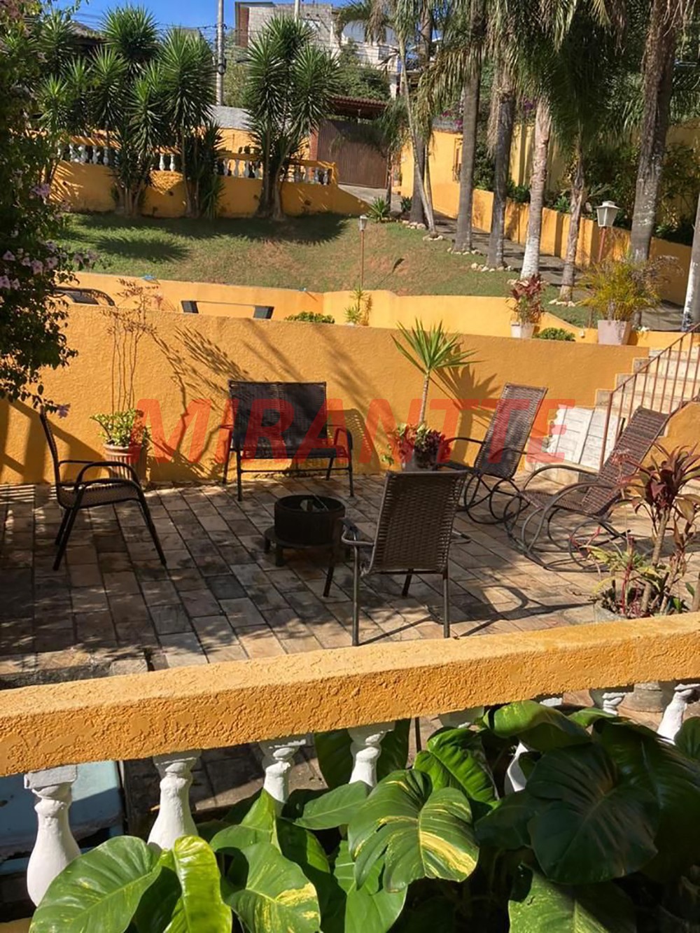 ChÁcara de 350m² com 4 quartos em Terra Preta