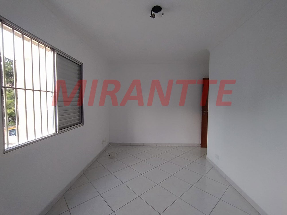 Apartamento com 2 quartos em Jardim Santa Mena