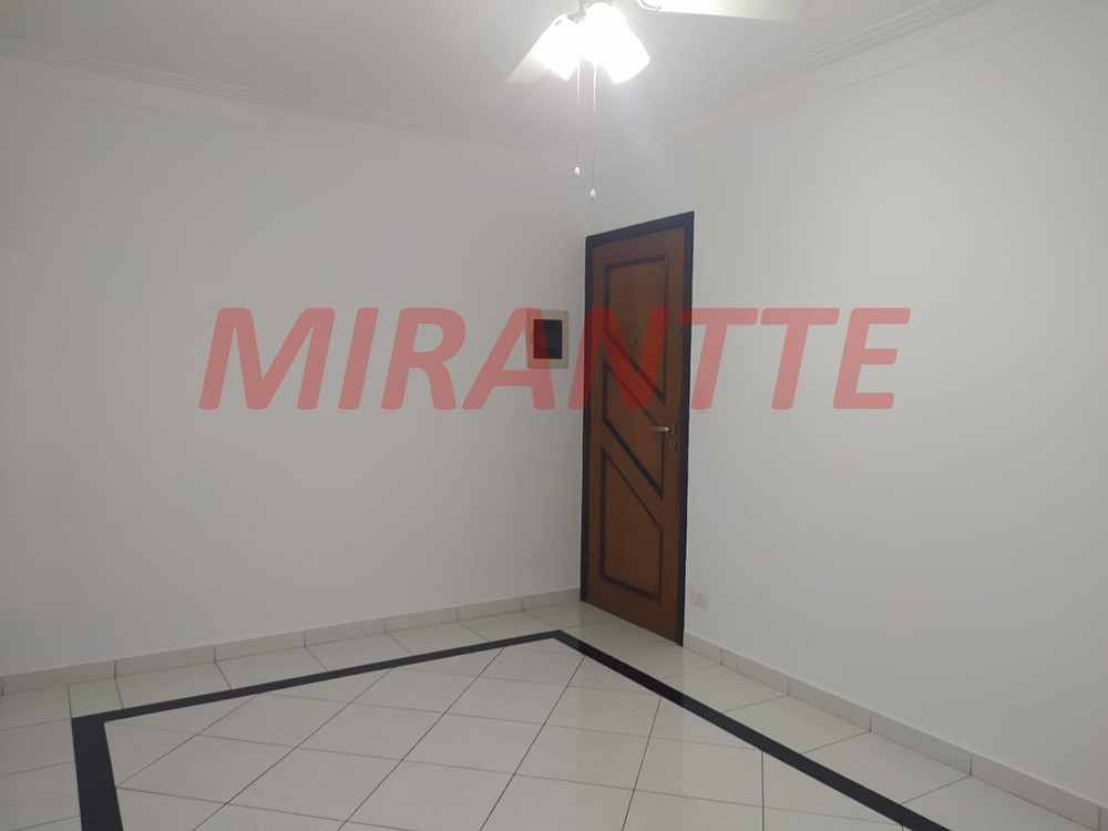 Apartamento com 2 quartos em Jardim Santa Mena