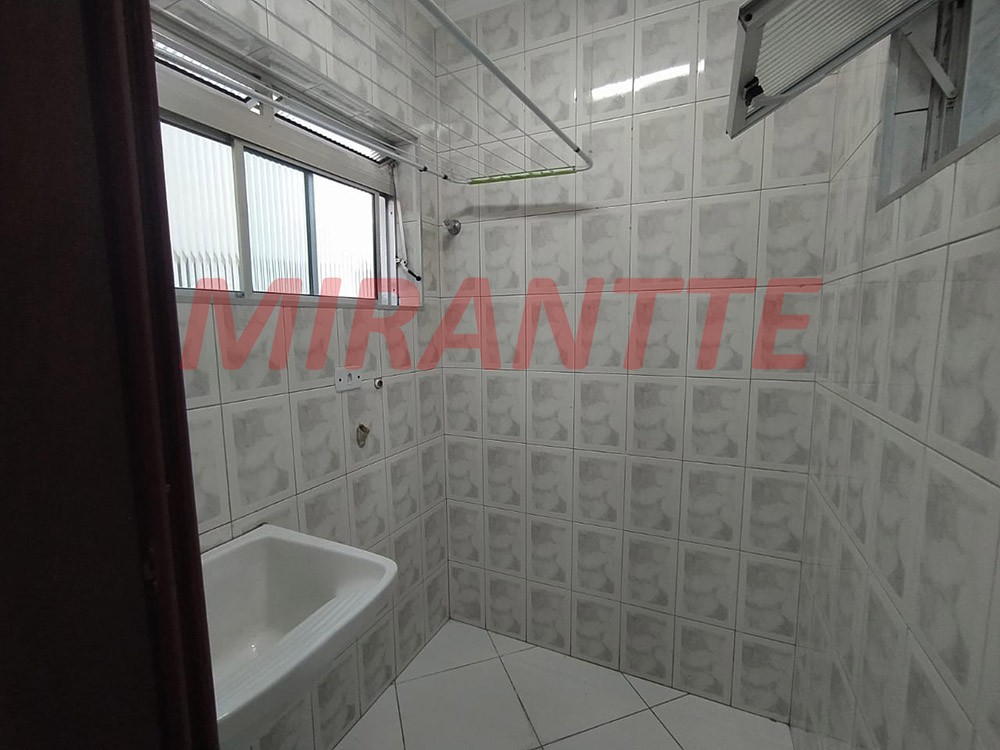 Apartamento com 2 quartos em Jardim Santa Mena