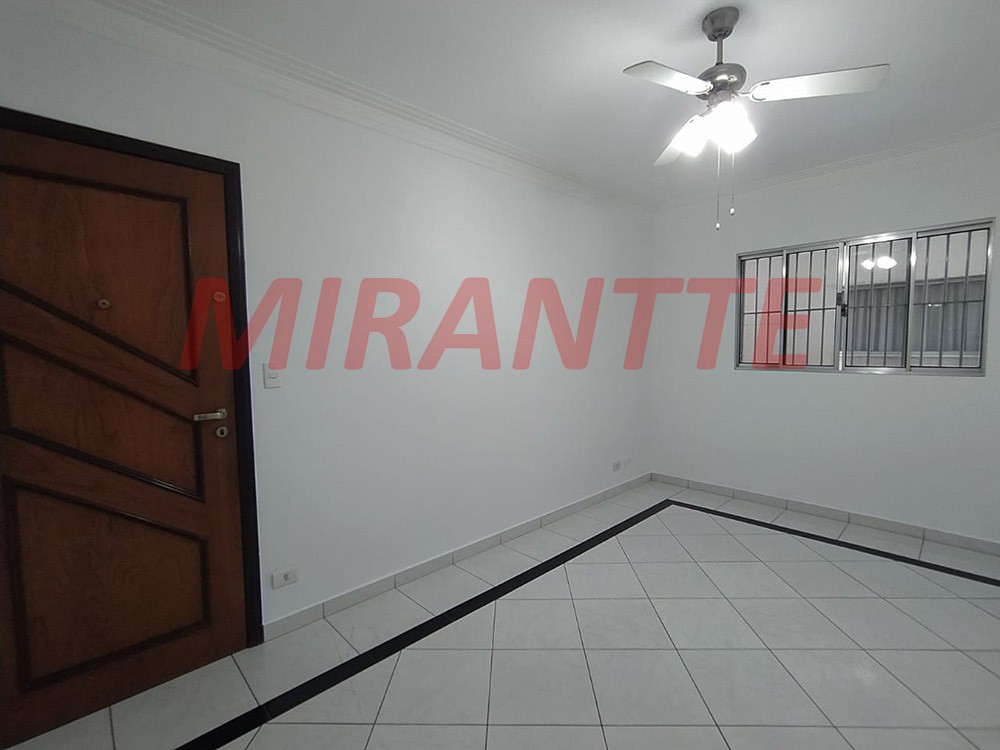 Apartamento com 2 quartos em Jardim Santa Mena