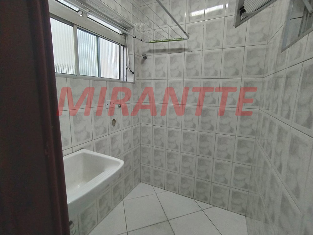 Apartamento com 2 quartos em Jardim Santa Mena