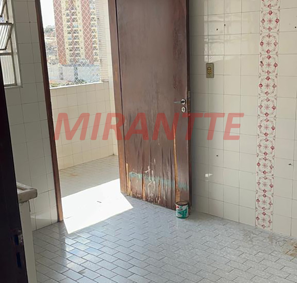 Apartamento de 75m² com 2 quartos em Santana