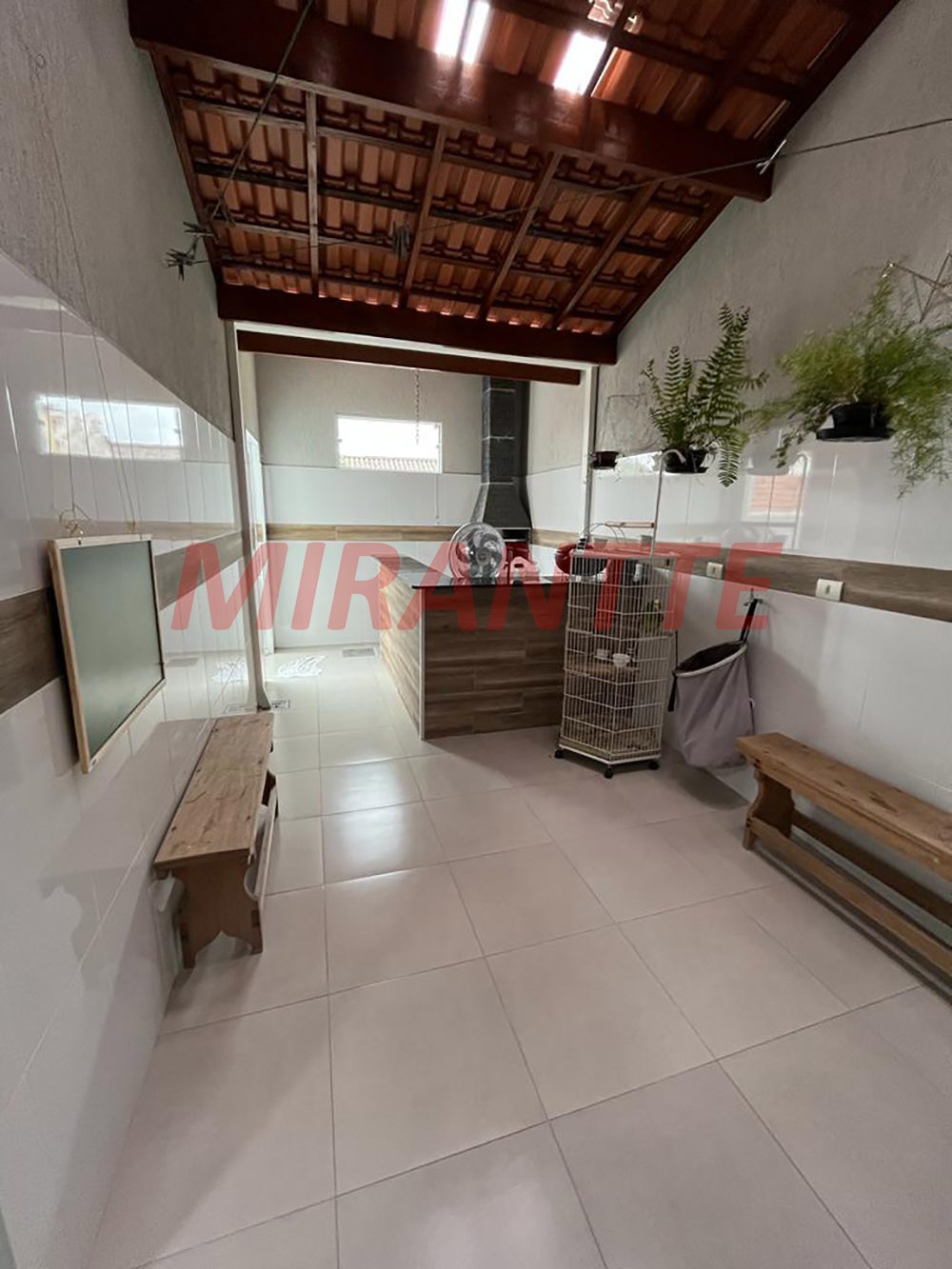 Sobrado de 252m² com 4 quartos em Parada Inglesa