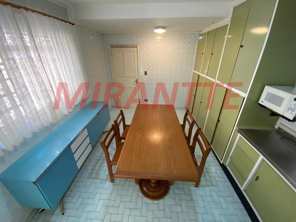 Sobrado de 102m² com 2 quartos em Vila Mazzei