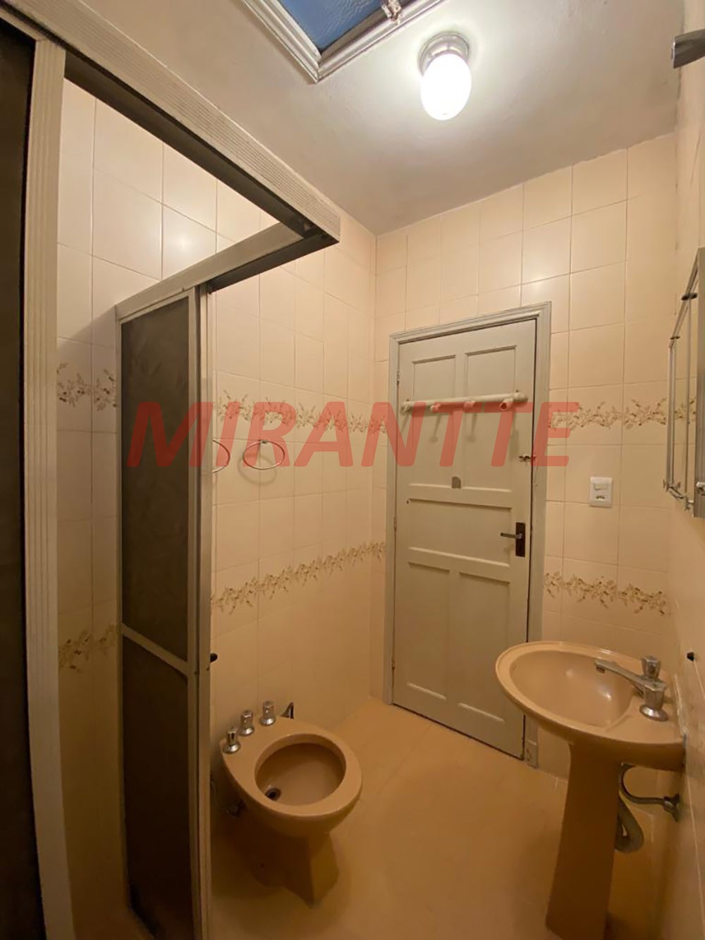 Sobrado de 102m² com 2 quartos em Vila Mazzei