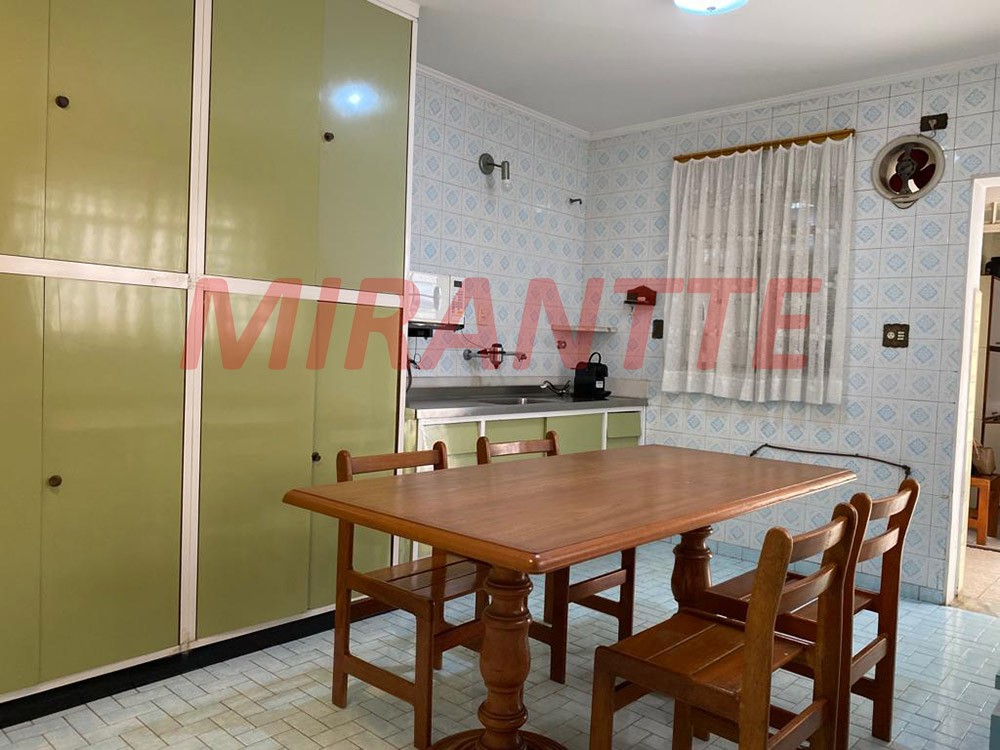 Sobrado de 102m² com 2 quartos em Vila Mazzei