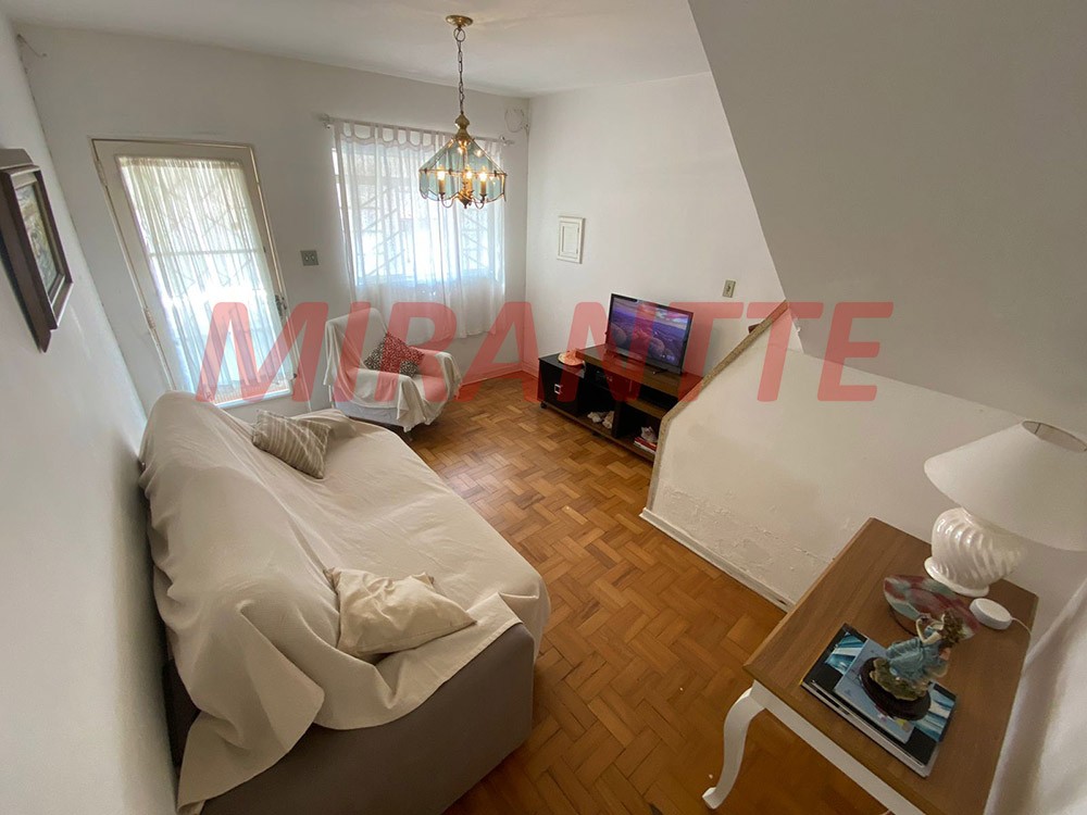 Sobrado de 102m² com 2 quartos em Vila Mazzei