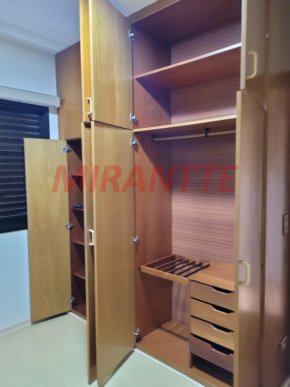 Sobrado de 161m² com 3 quartos em Jardim Paraiso