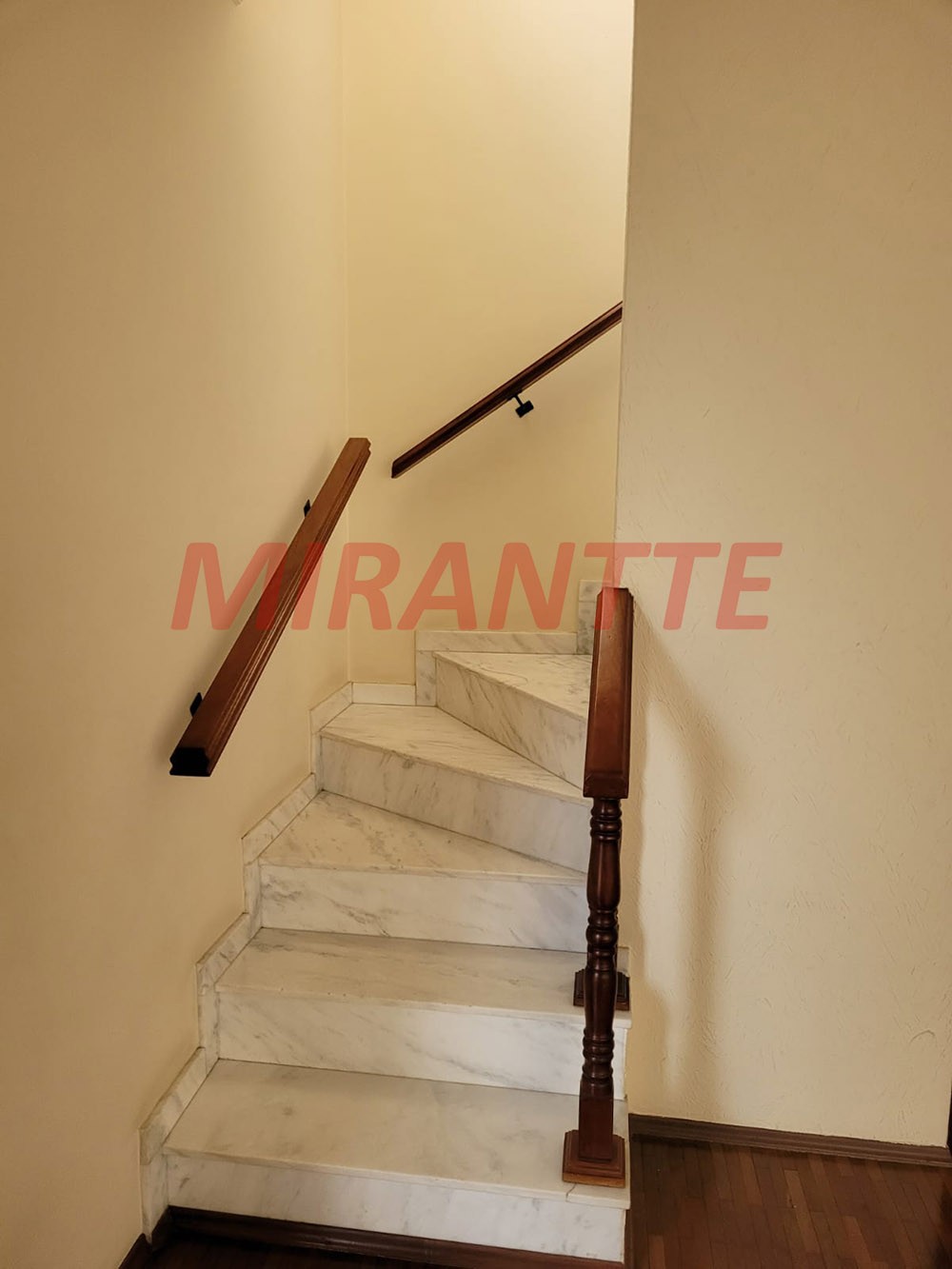 Sobrado de 161m² com 3 quartos em Jardim Paraiso