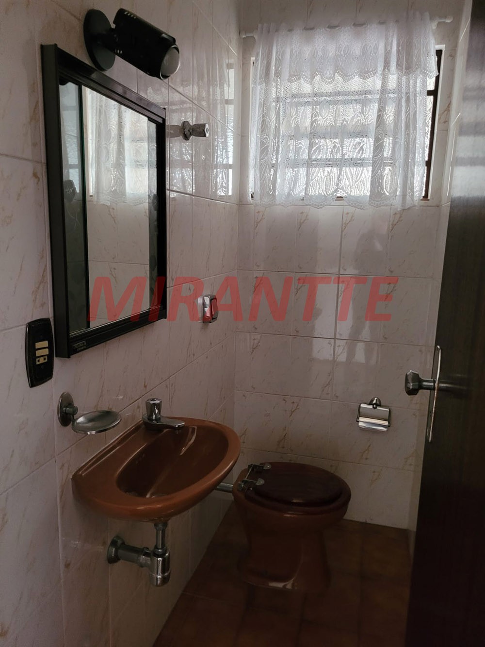 Sobrado de 161m² com 3 quartos em Jardim Paraiso