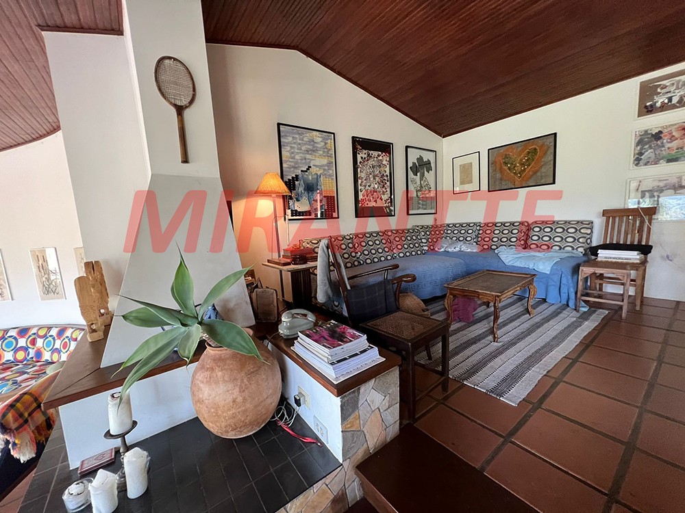 Chácara de 392m² com 3 quartos em Campos de Mairiporã Gleba I