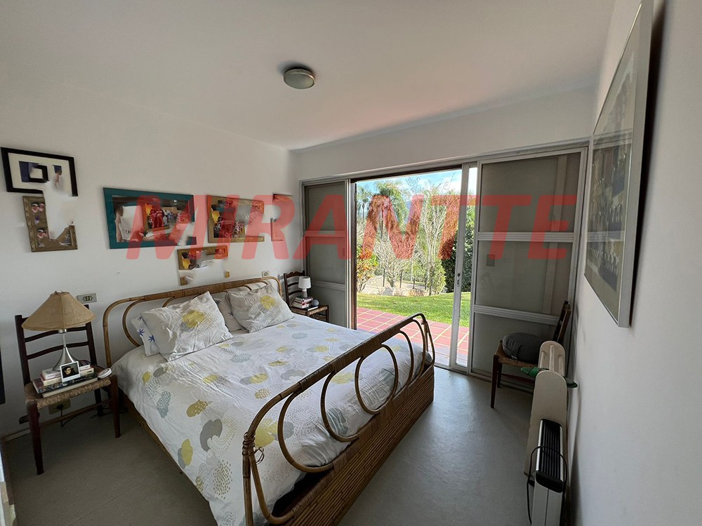 Chácara de 392m² com 3 quartos em Campos de Mairiporã Gleba I