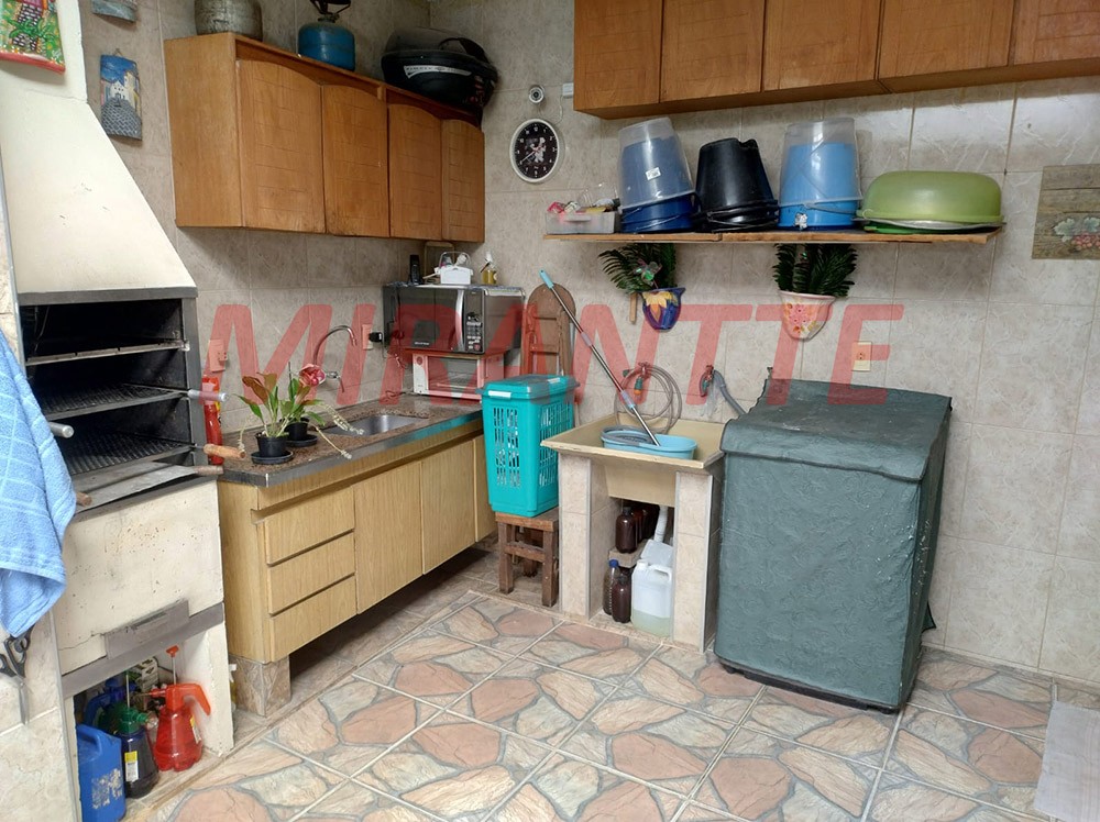 Sobrado de 350m² com 3 quartos em Limão