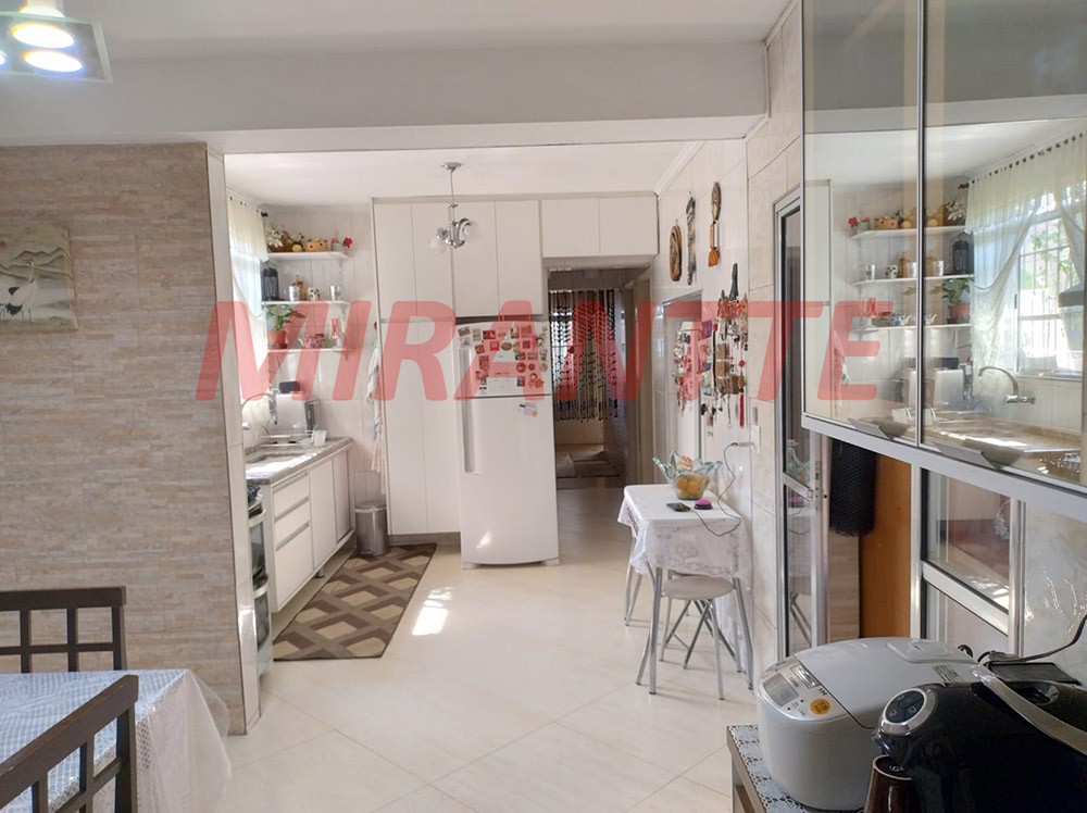 Sobrado de 350m² com 3 quartos em Limão