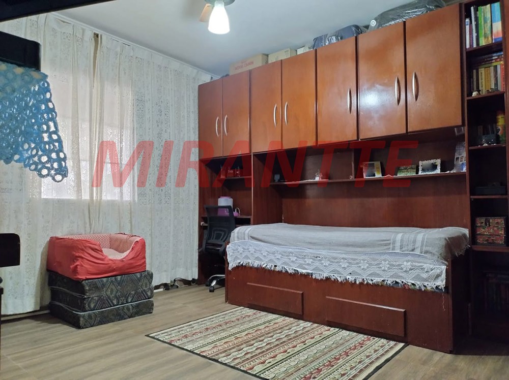Sobrado de 350m² com 3 quartos em Limão