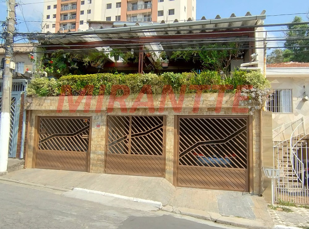 Sobrado de 350m² com 3 quartos em Limão