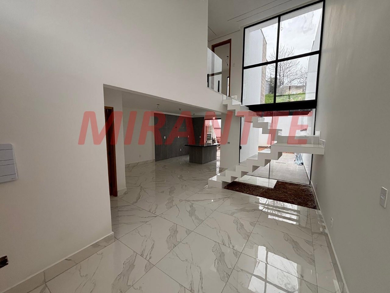 Sobrado de 120m² com 3 quartos em Vila Carmela III