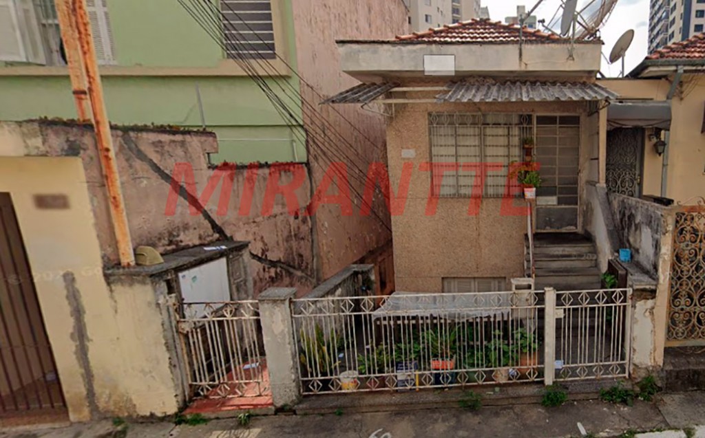 Terreno de 260m² em Chora Menino