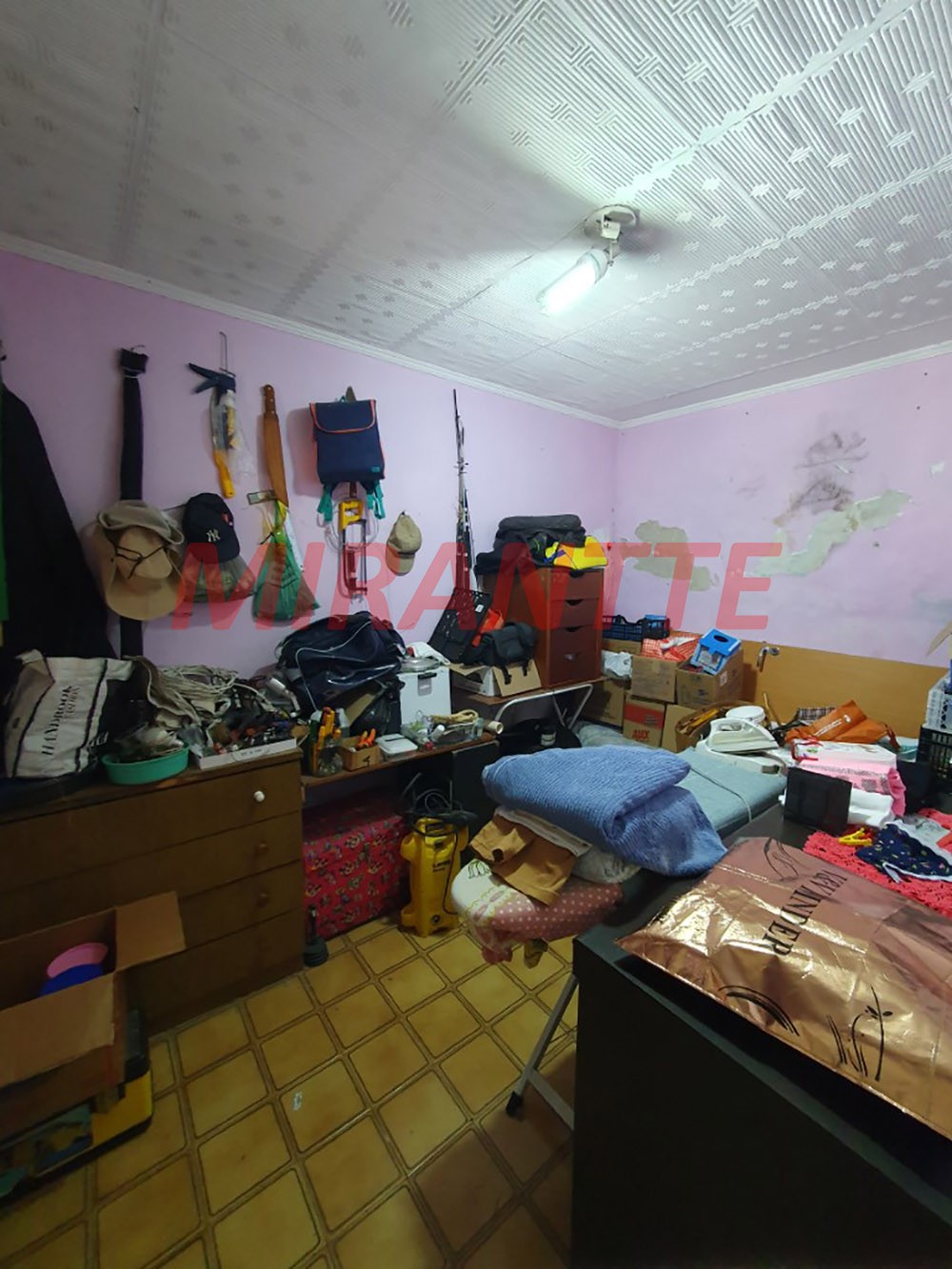 Sobrado de 234m² com 2 quartos em Bortolândia